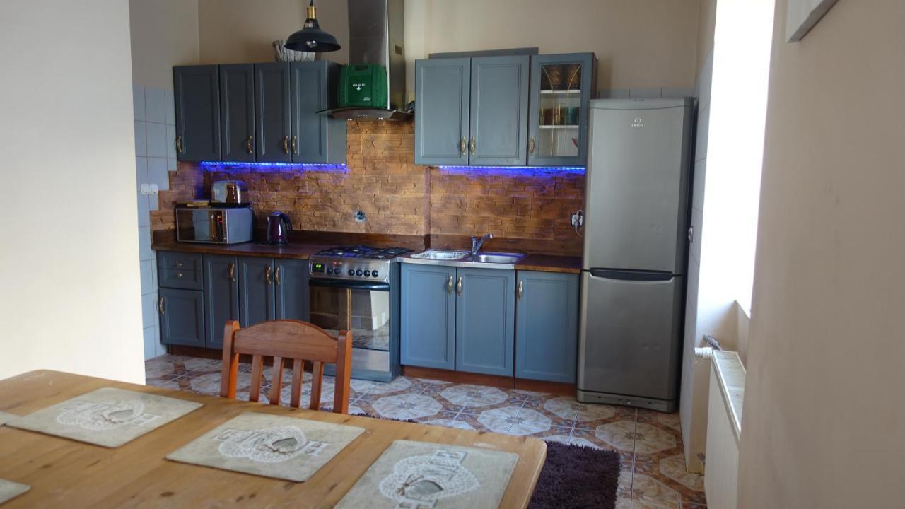 Apartment Mieszkanie Przy Dworcu Glowna *