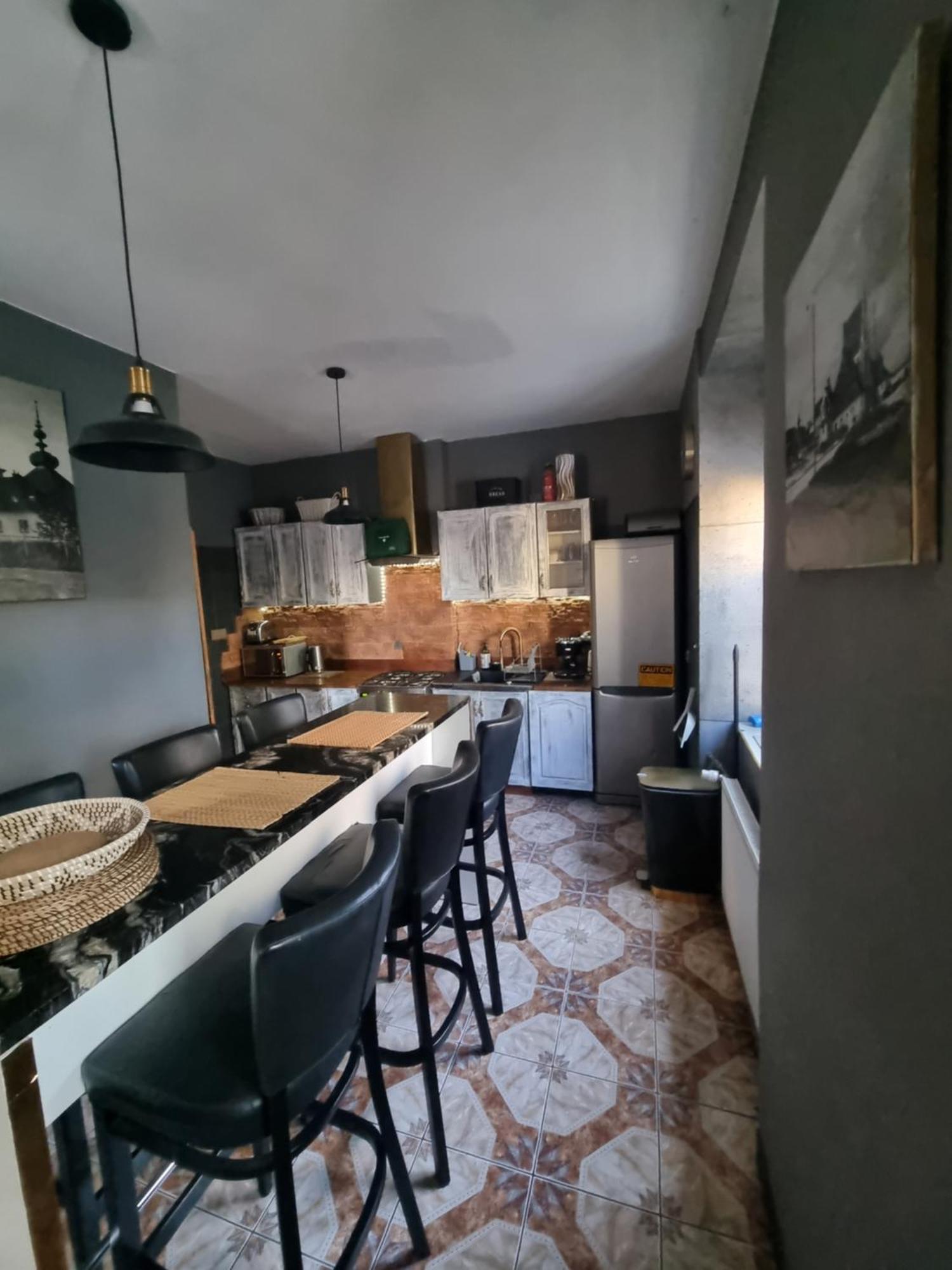 Apartment Mieszkanie Przy Dworcu Glowna *